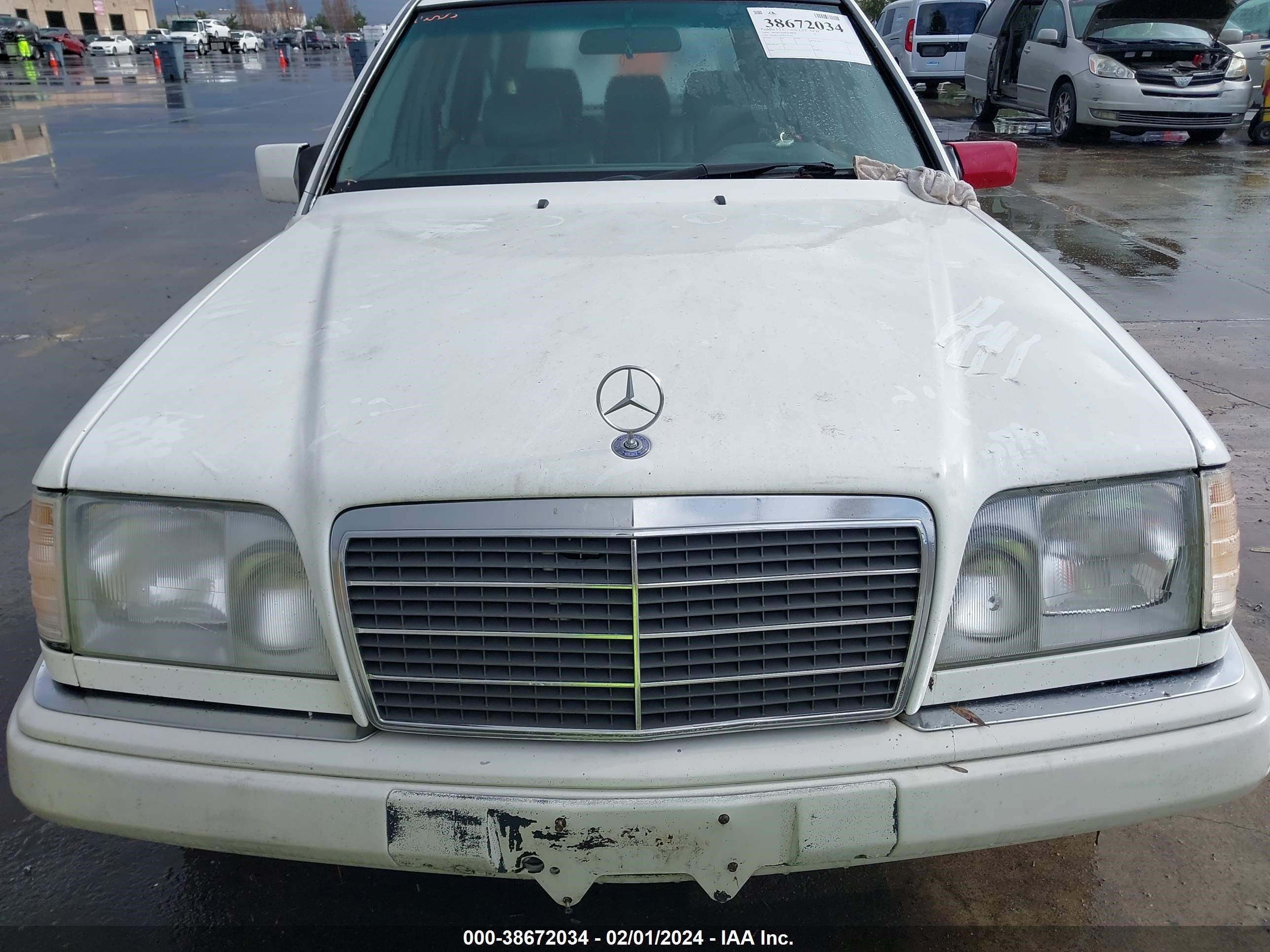 Photo 5 VIN: WDBEA92E4RF290722 - MERCEDES-BENZ E-KLASSE 