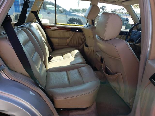 Photo 9 VIN: WDBEA92E6RF289409 - MERCEDES-BENZ E 320 