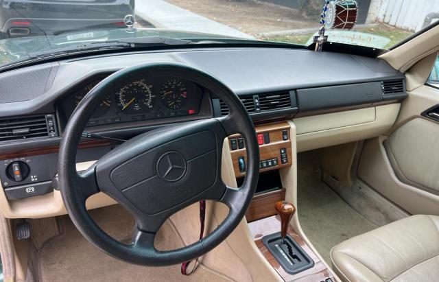 Photo 8 VIN: WDBEA92E7PF259851 - MERCEDES-BENZ 300-CLASS 