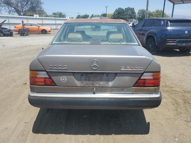 Photo 5 VIN: WDBEB28D5MB326212 - MERCEDES-BENZ 300 D 