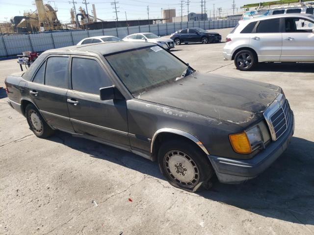 Photo 3 VIN: WDBEB33D9HA356337 - MERCEDES-BENZ 300 DT 