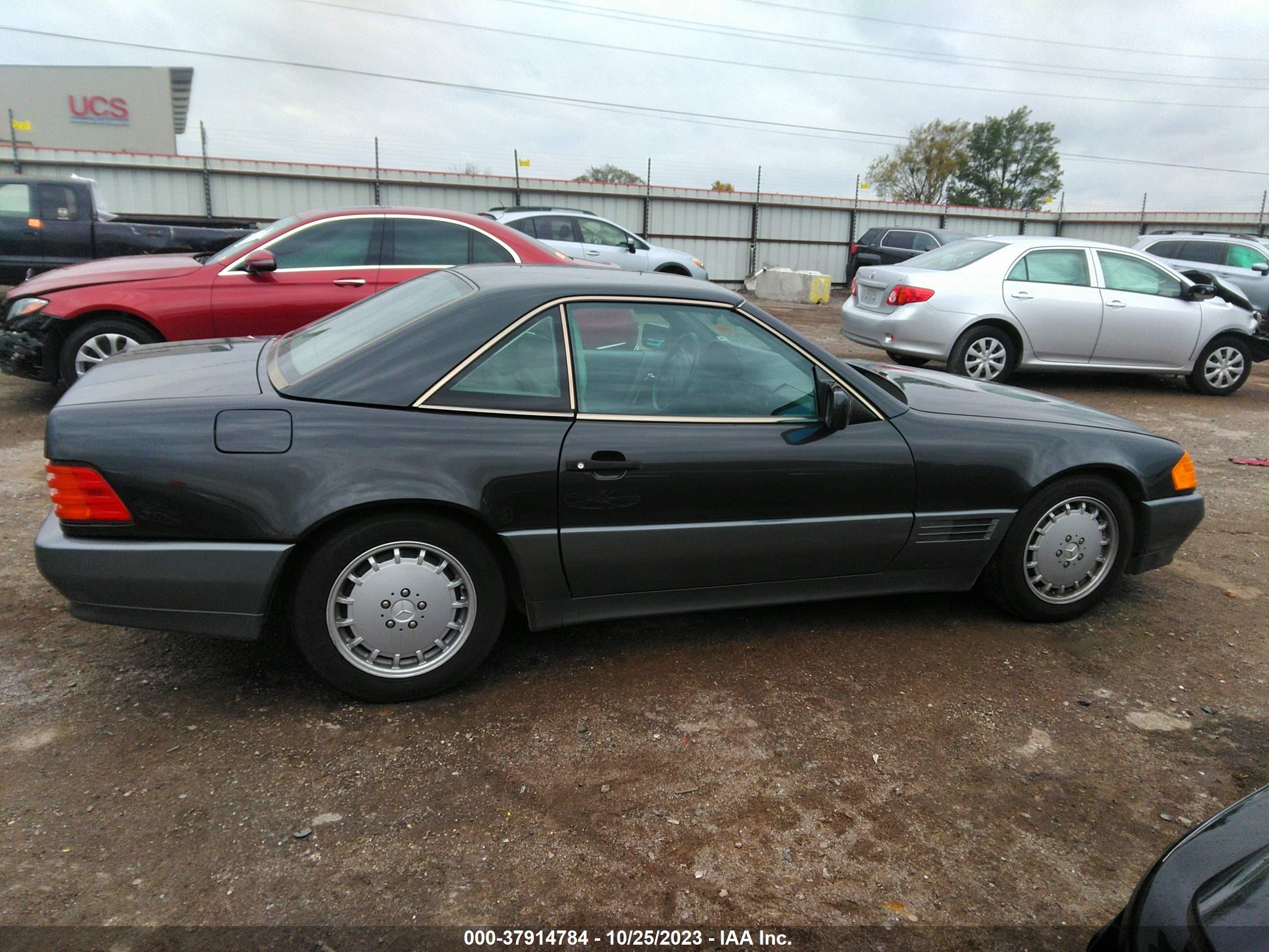 Photo 12 VIN: WDBFA66E0NF039395 - MERCEDES-BENZ NULL 