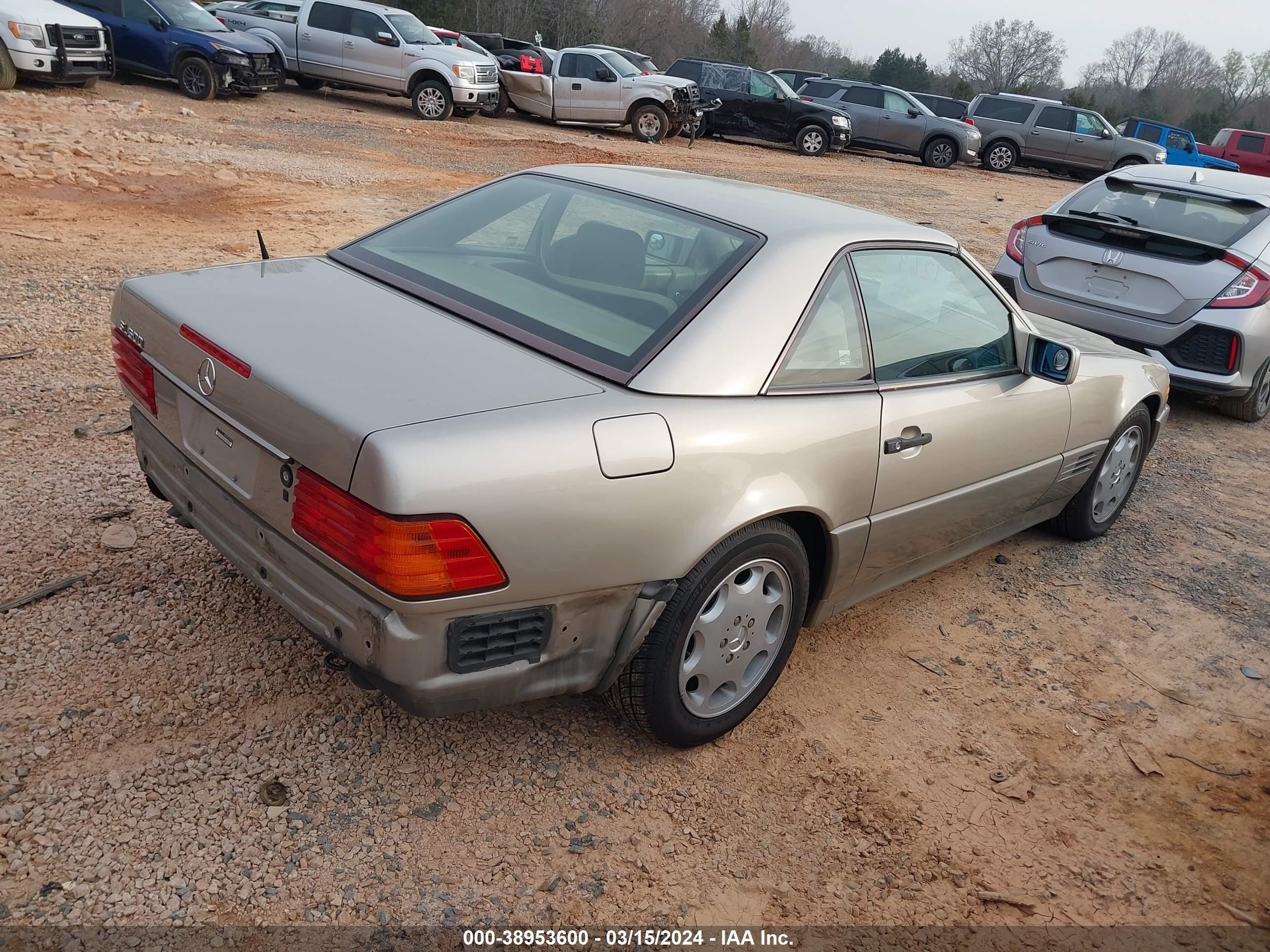 Photo 3 VIN: WDBFA67E3SF126203 - MERCEDES-BENZ NULL 