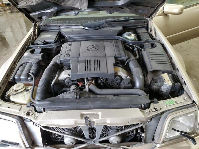 Photo 10 VIN: WDBFA67F5VF147986 - MERCEDES-BENZ SL 500 