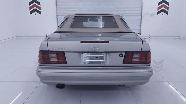 Photo 10 VIN: WDBFA68F7XF173913 - MERCEDES-BENZ SL 500 