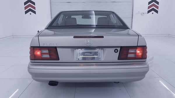 Photo 11 VIN: WDBFA68F7XF173913 - MERCEDES-BENZ SL 500 