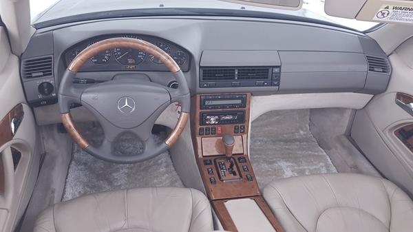 Photo 21 VIN: WDBFA68F7XF173913 - MERCEDES-BENZ SL 500 