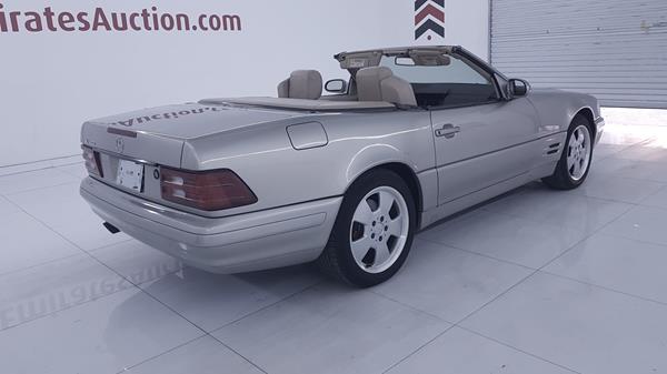 Photo 27 VIN: WDBFA68F7XF173913 - MERCEDES-BENZ SL 500 