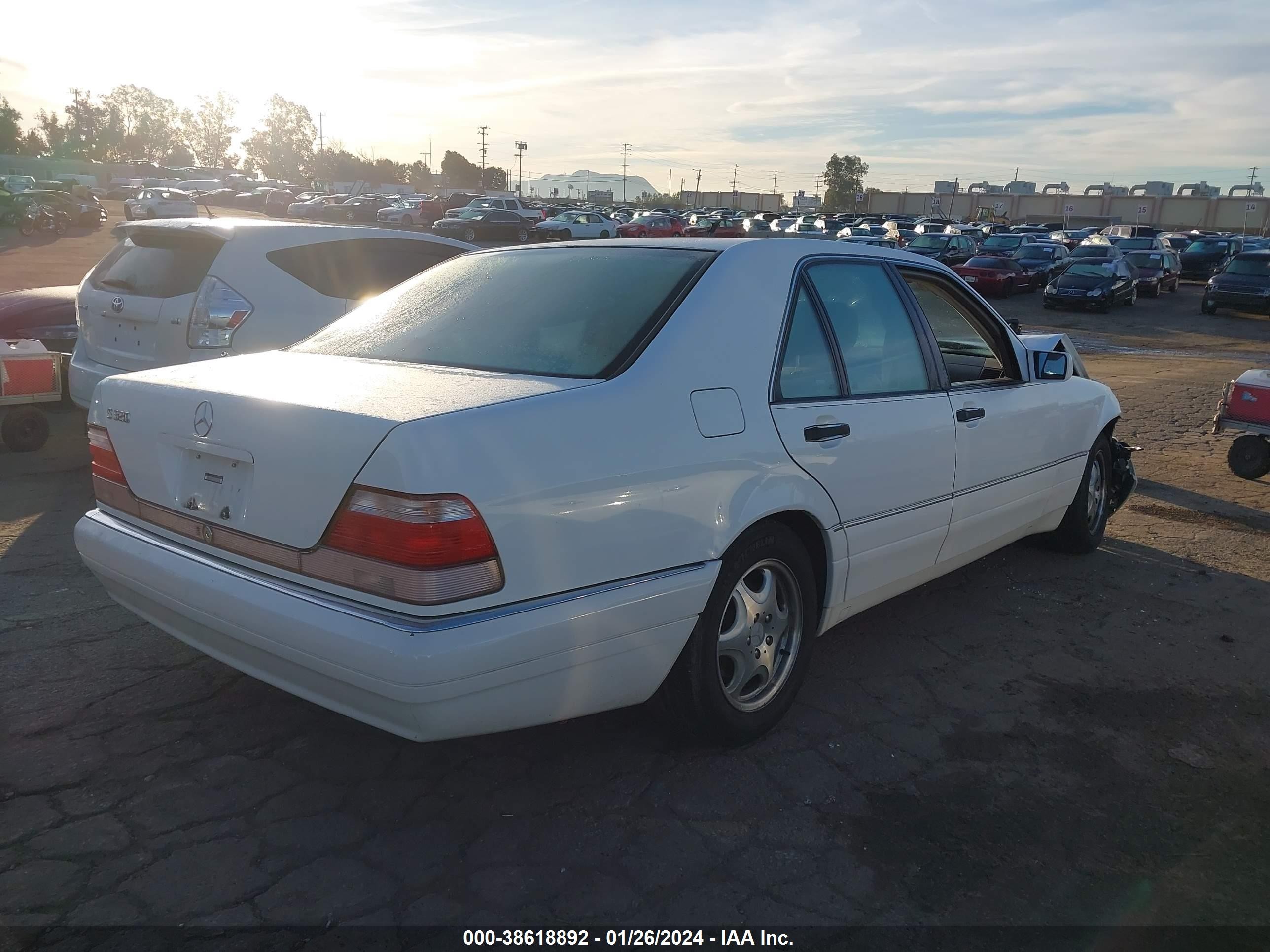 Photo 3 VIN: WDBGA32G6VA358291 - MERCEDES-BENZ S-KLASSE 