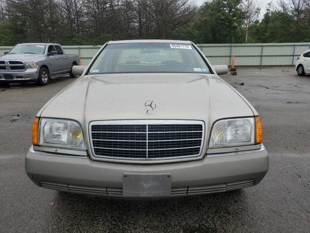 Photo 4 VIN: WDBGA42E7NA056559 - MERCEDES-BENZ 400 SE 