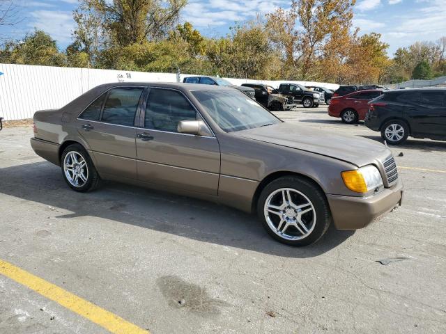 Photo 3 VIN: WDBGA42E9NA026639 - MERCEDES-BENZ 400 SE 