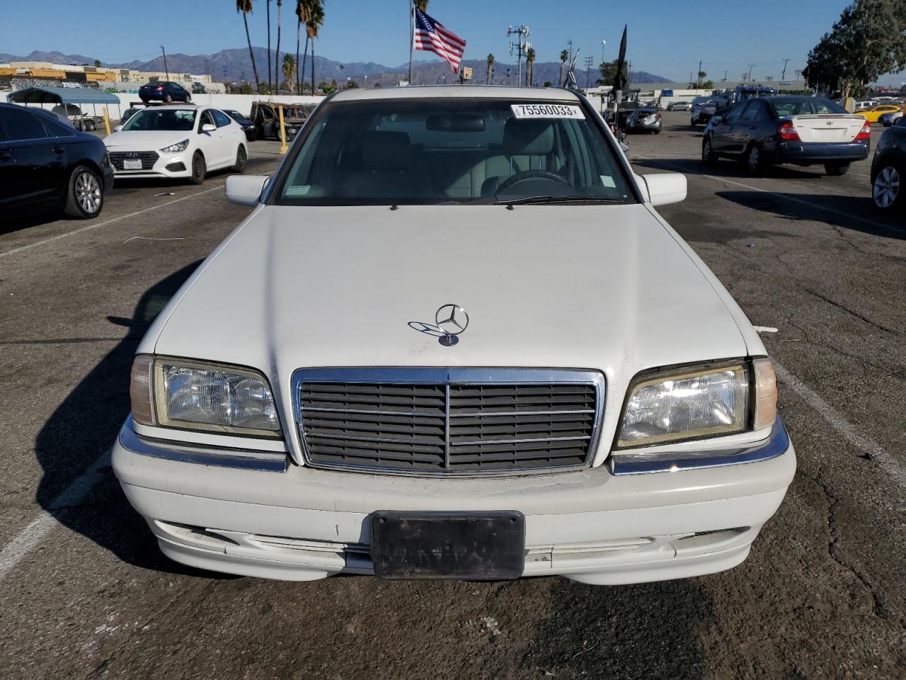 Photo 4 VIN: WDBHA23G2WA589879 - MERCEDES-BENZ C-KLASSE 