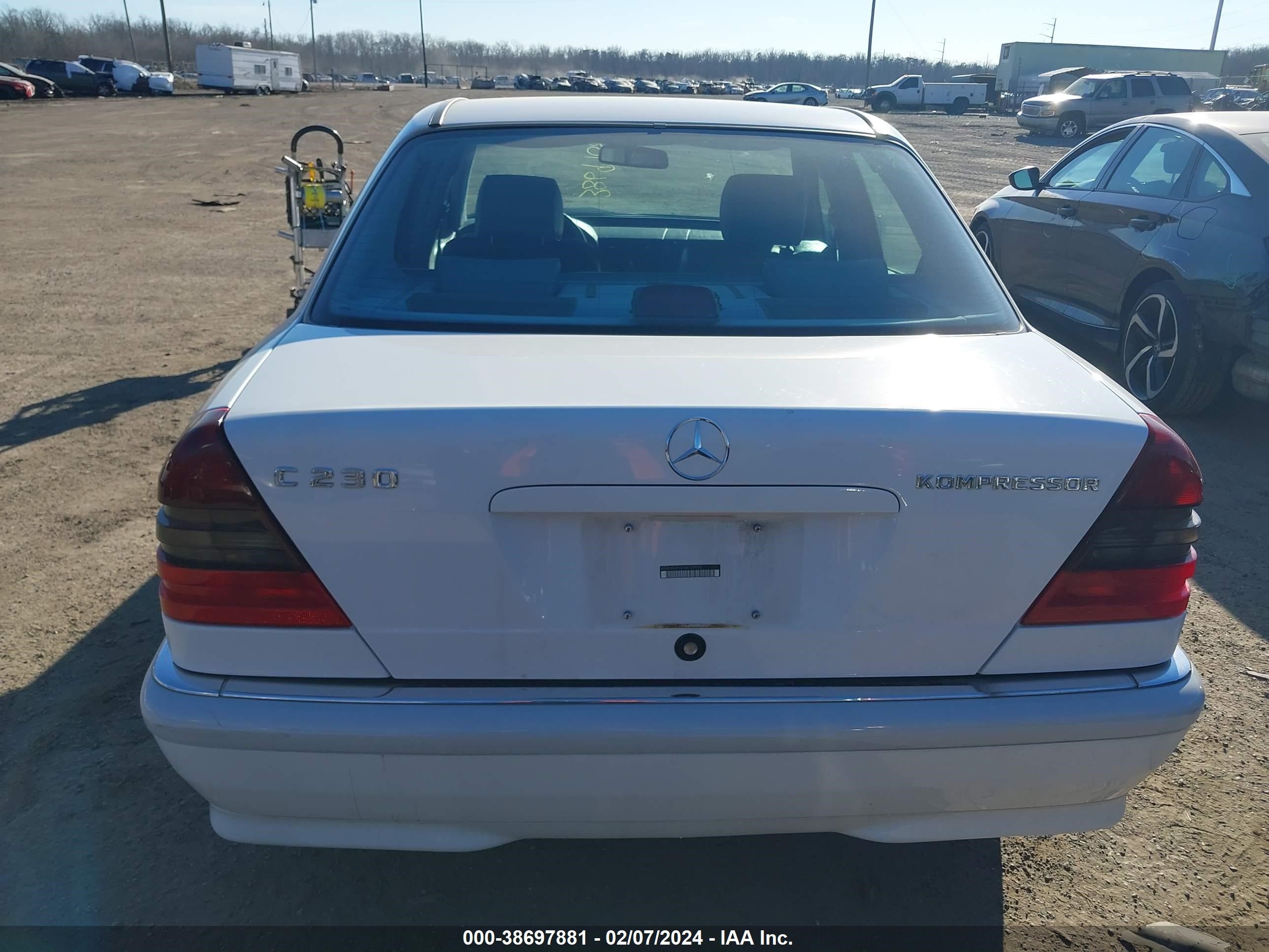 Photo 5 VIN: WDBHA24G2XA759593 - MERCEDES-BENZ C-KLASSE 