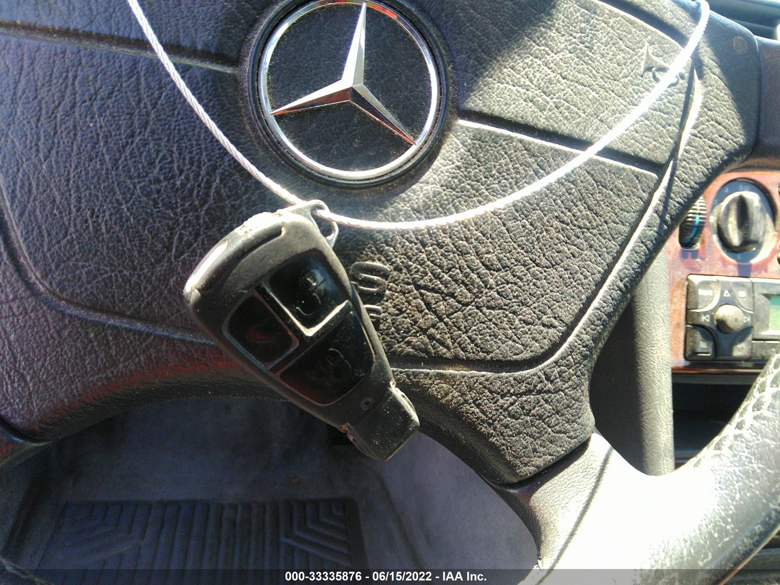 Photo 10 VIN: WDBHA24G2YA846234 - MERCEDES-BENZ C-KLASSE 