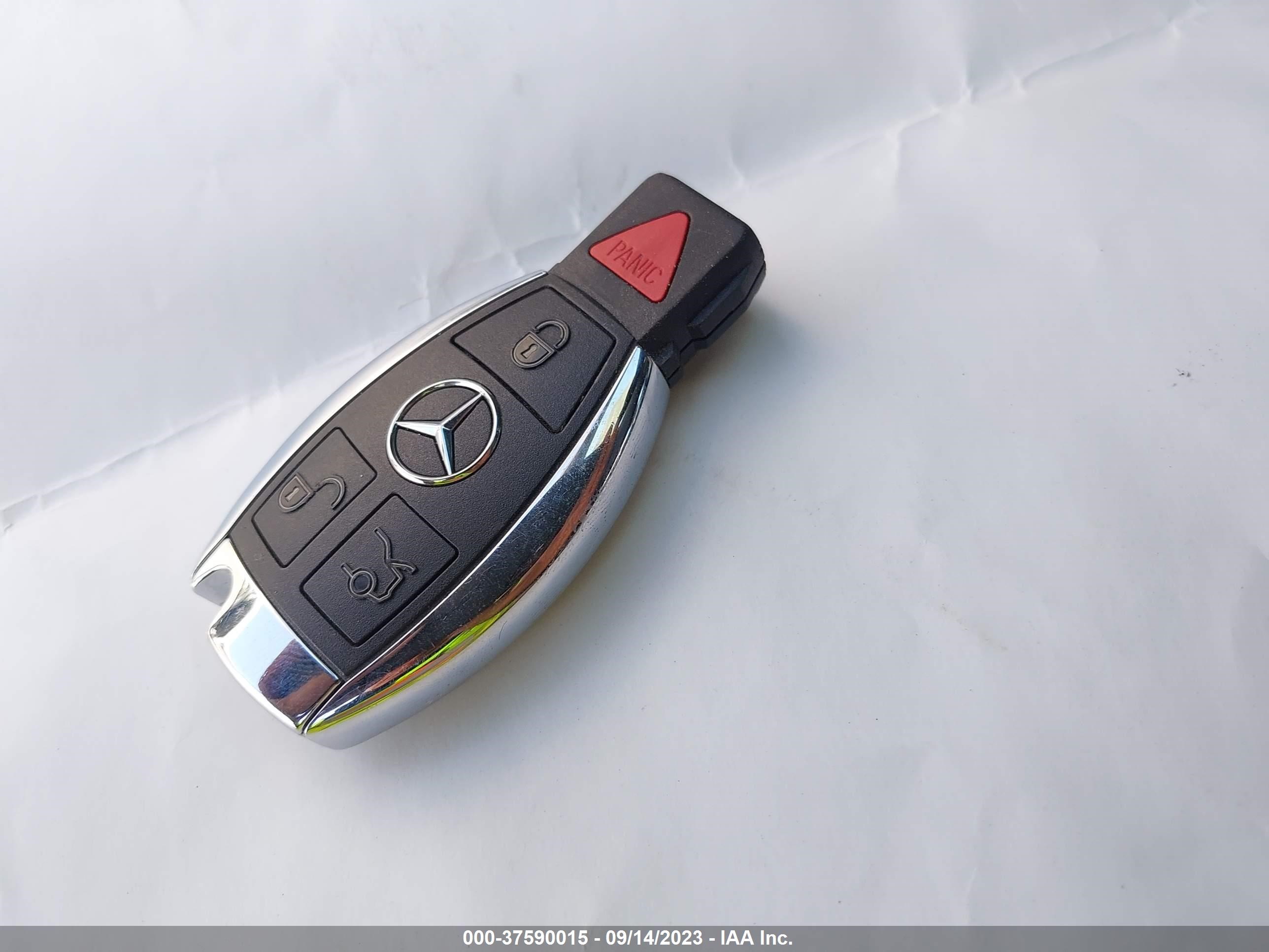 Photo 10 VIN: WDBHA24G3YA830849 - MERCEDES-BENZ C-KLASSE 