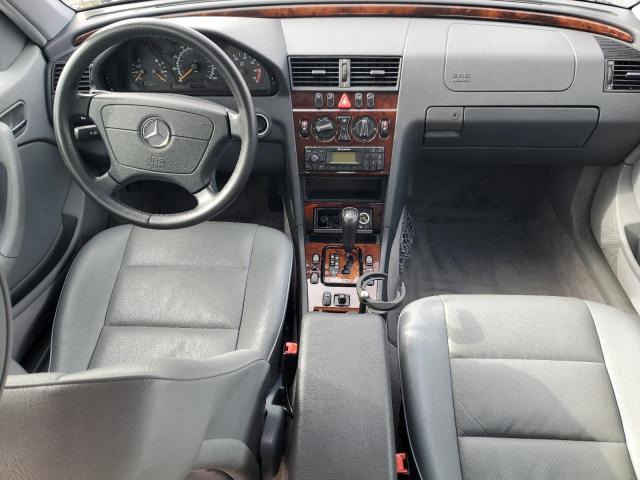 Photo 7 VIN: WDBHA24G5YA809226 - MERCEDES-BENZ C 230 