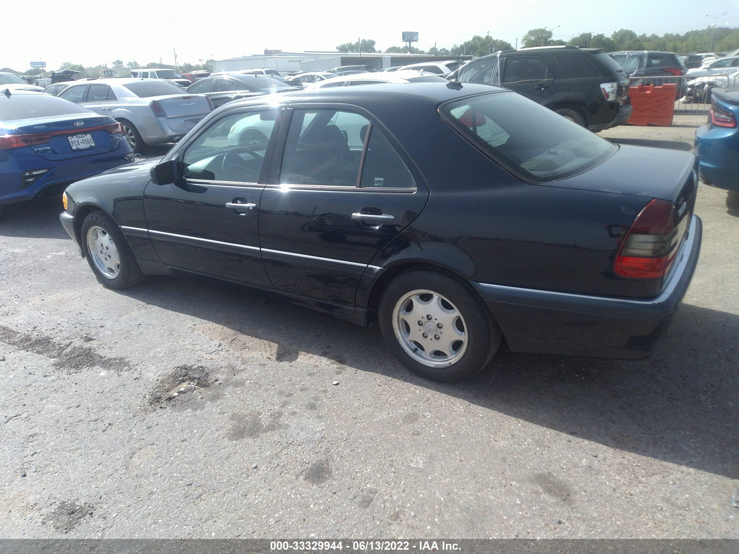 Photo 2 VIN: WDBHA24G8YF947362 - MERCEDES-BENZ C-KLASSE 