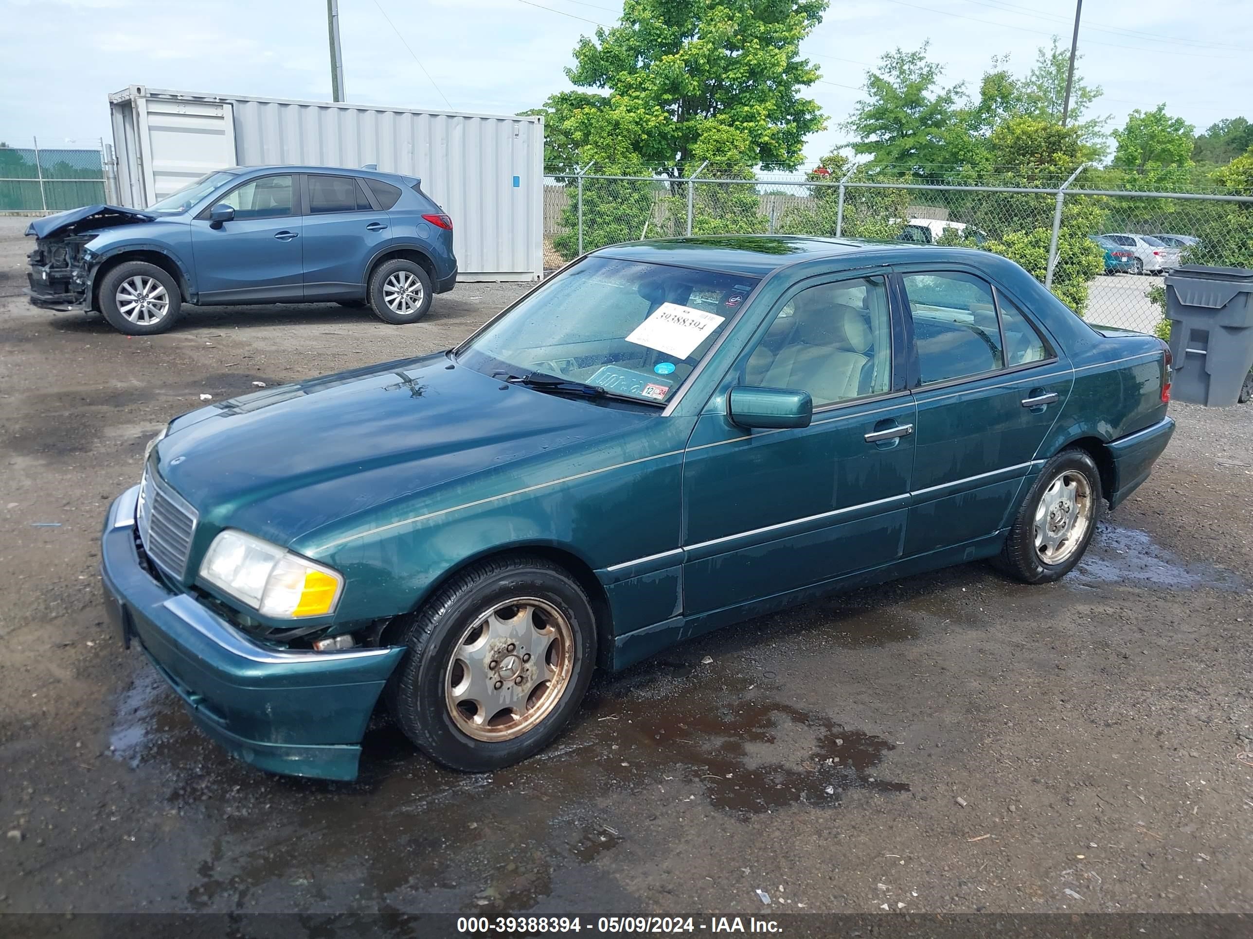 Photo 1 VIN: WDBHA24G9XA767173 - MERCEDES-BENZ NULL 