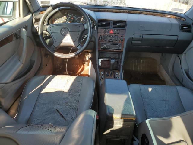 Photo 7 VIN: WDBHA24GXYA840522 - MERCEDES-BENZ C 230 