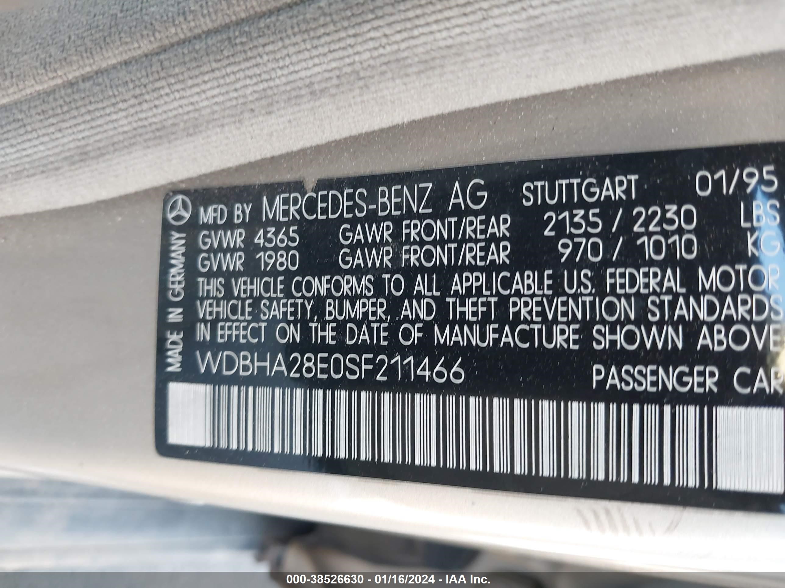 Photo 8 VIN: WDBHA28E0SF211466 - MERCEDES-BENZ C-CLASS 