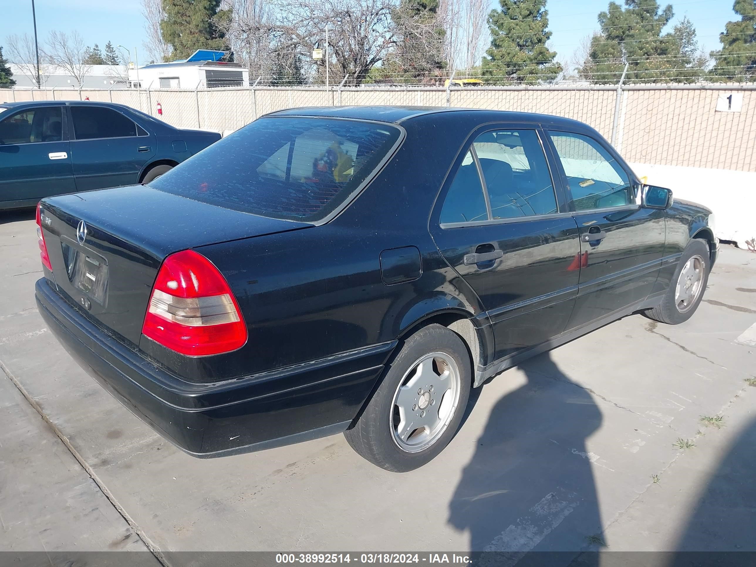 Photo 3 VIN: WDBHA28E0VF612133 - MERCEDES-BENZ NULL 