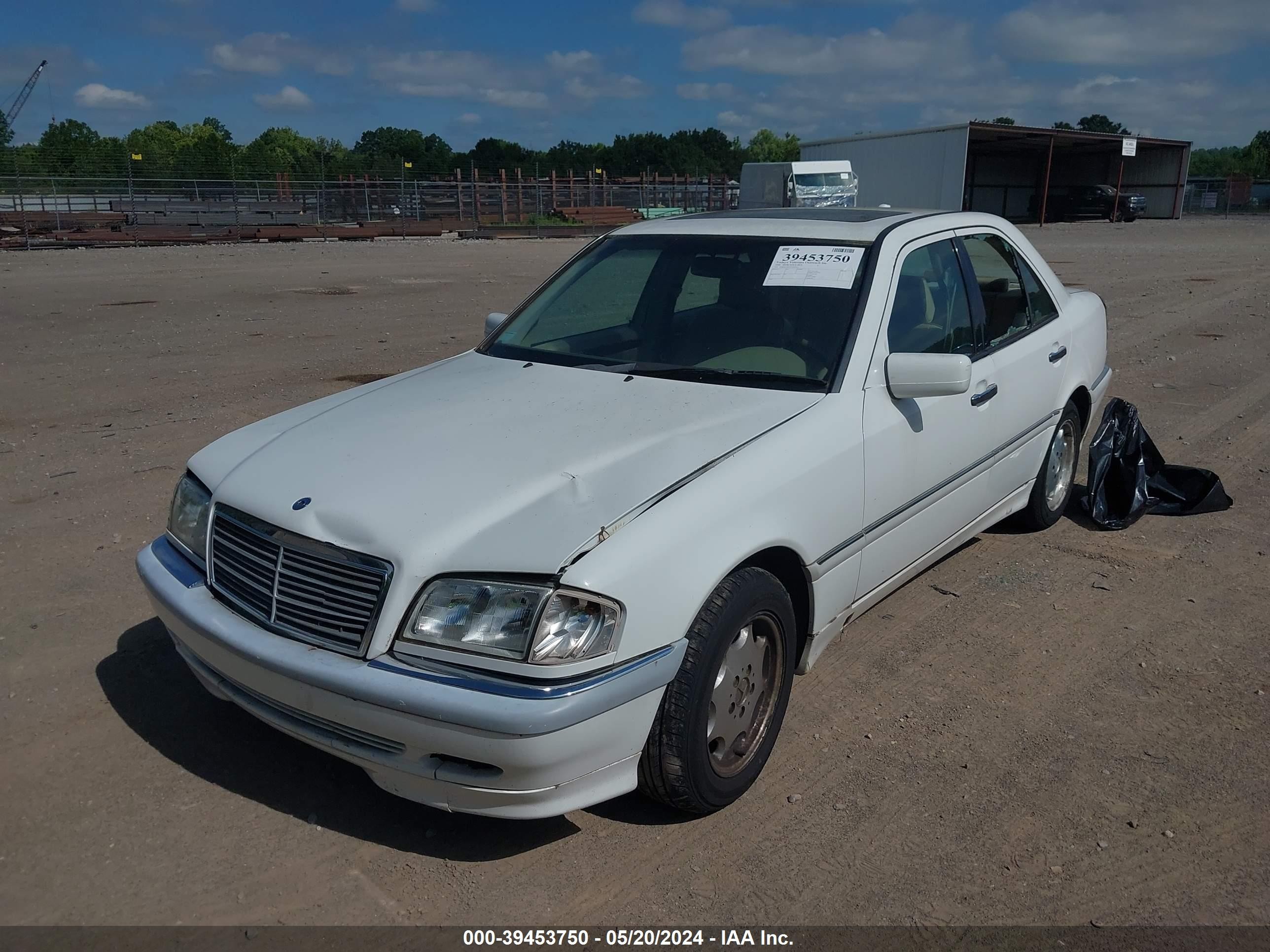 Photo 1 VIN: WDBHA29G4YA859611 - MERCEDES-BENZ NULL 