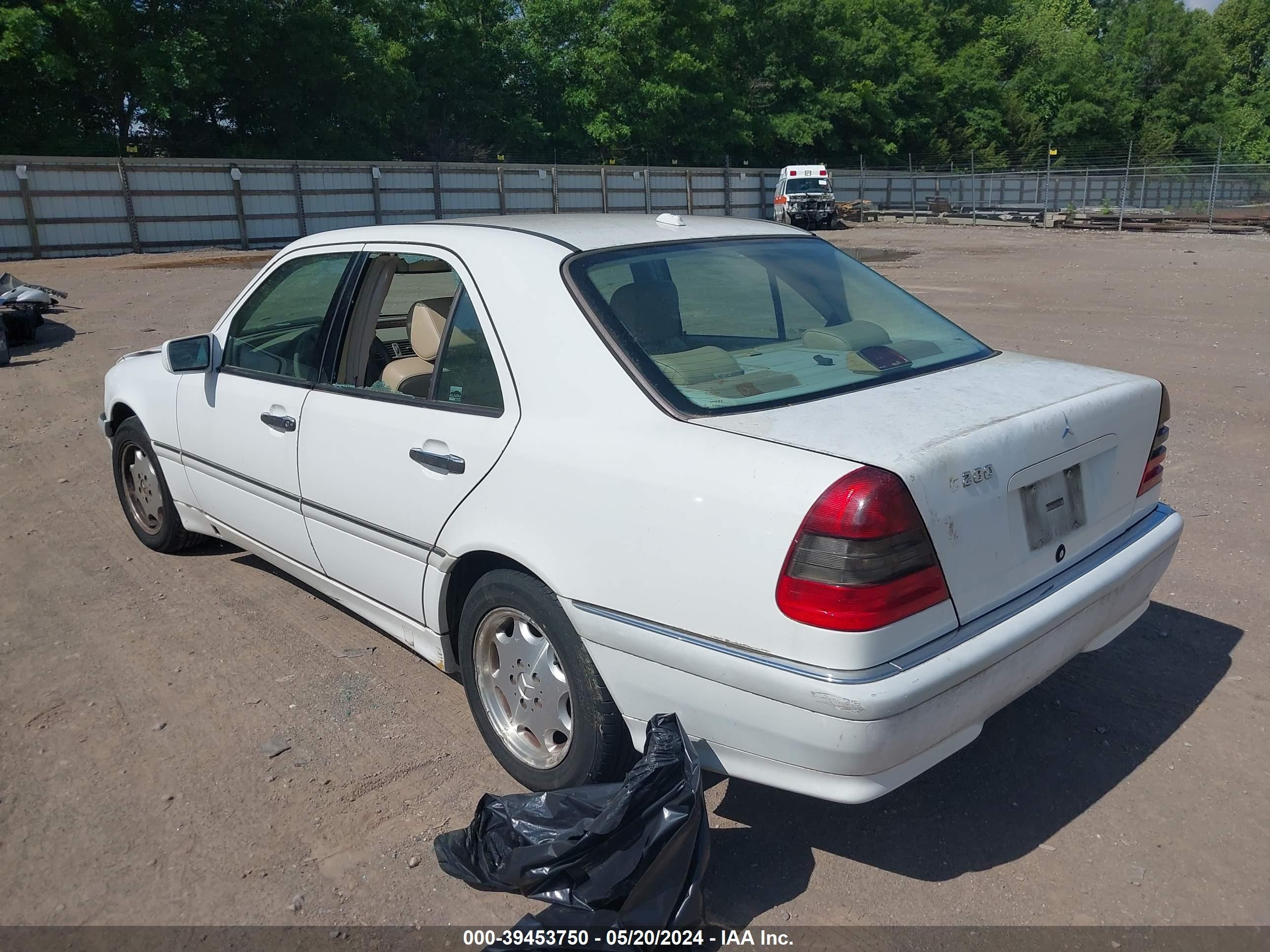 Photo 2 VIN: WDBHA29G4YA859611 - MERCEDES-BENZ NULL 