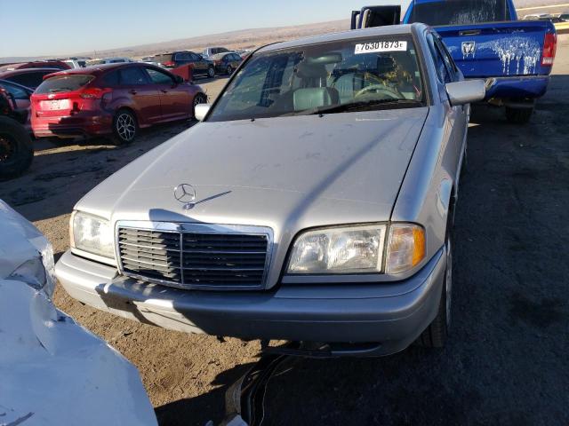 Photo 4 VIN: WDBHA29G8YA854783 - MERCEDES-BENZ C-CLASS 