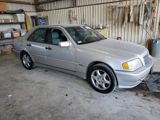 Photo 3 VIN: WDBHA29GXYA831022 - MERCEDES-BENZ C 280 