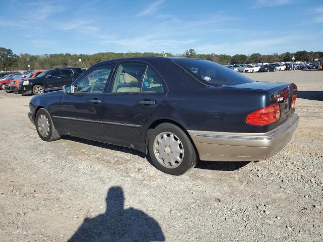 Photo 1 VIN: WDBJF25F3WA578364 - MERCEDES-BENZ E 300TD 