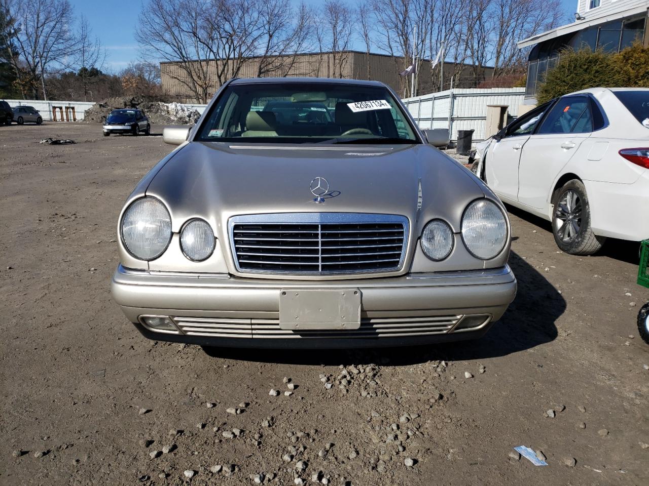 Photo 4 VIN: WDBJF25F9WA549340 - MERCEDES-BENZ E-KLASSE 