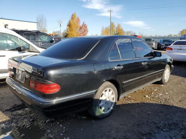 Photo 2 VIN: WDBJF25H6XA780246 - MERCEDES-BENZ E-CLASS 