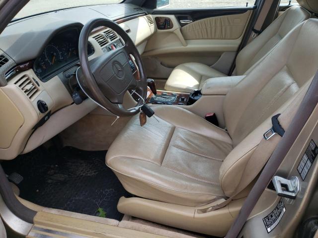 Photo 6 VIN: WDBJF55F4TJ014607 - MERCEDES-BENZ E 320 