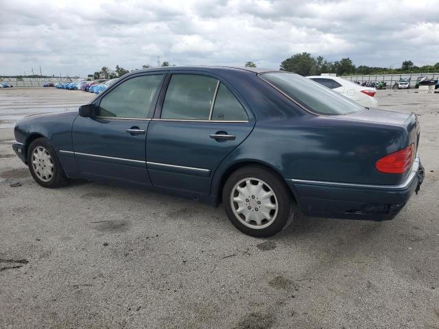 Photo 1 VIN: WDBJF55F4VJ025769 - MERCEDES-BENZ E 320 