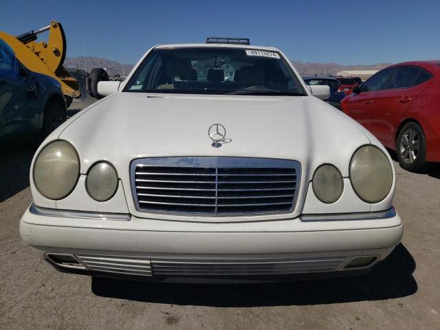 Photo 4 VIN: WDBJF55F6VA403090 - MERCEDES-BENZ E-CLASS 