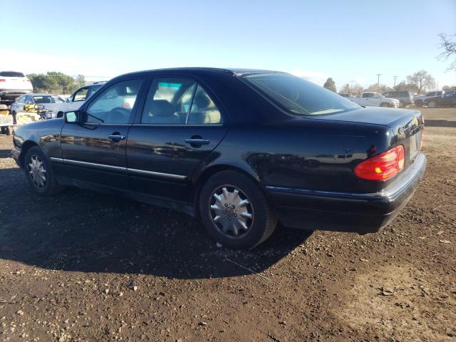 Photo 1 VIN: WDBJF65F1WA545323 - MERCEDES-BENZ E-CLASS 