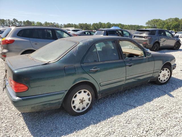 Photo 2 VIN: WDBJF65F7WA445713 - MERCEDES-BENZ E 320 