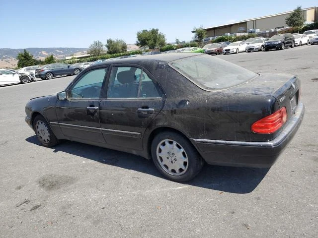 Photo 1 VIN: WDBJF65F7WA653879 - MERCEDES-BENZ E 320 