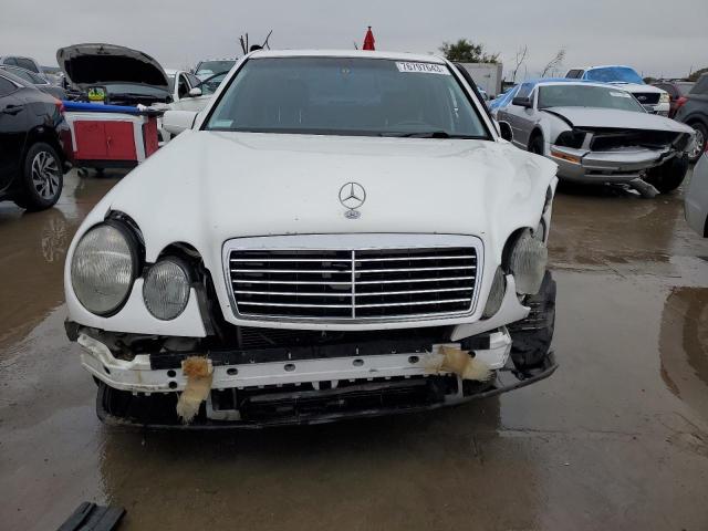 Photo 4 VIN: WDBJF65H6XA785194 - MERCEDES-BENZ E-CLASS 