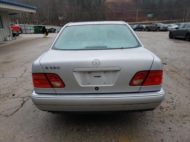 Photo 5 VIN: WDBJF65H7XA931313 - MERCEDES-BENZ E-CLASS 