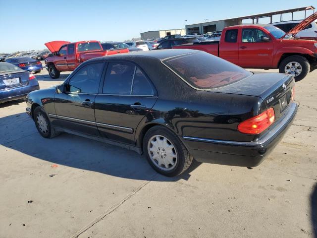 Photo 1 VIN: WDBJF65H9XA893258 - MERCEDES-BENZ E 320 