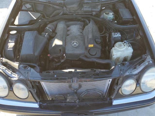 Photo 10 VIN: WDBJF65H9XA893258 - MERCEDES-BENZ E 320 