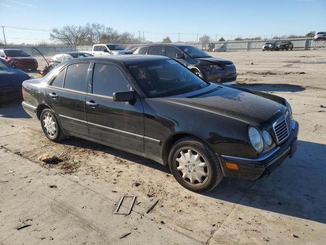 Photo 3 VIN: WDBJF65H9XA893258 - MERCEDES-BENZ E 320 