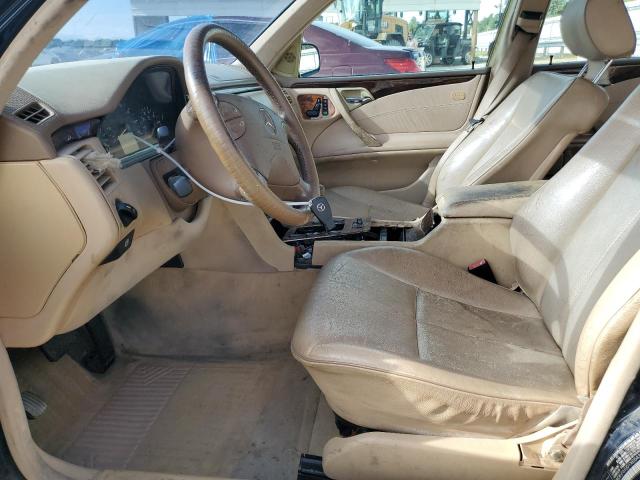 Photo 6 VIN: WDBJF65J01X054347 - MERCEDES-BENZ E320 