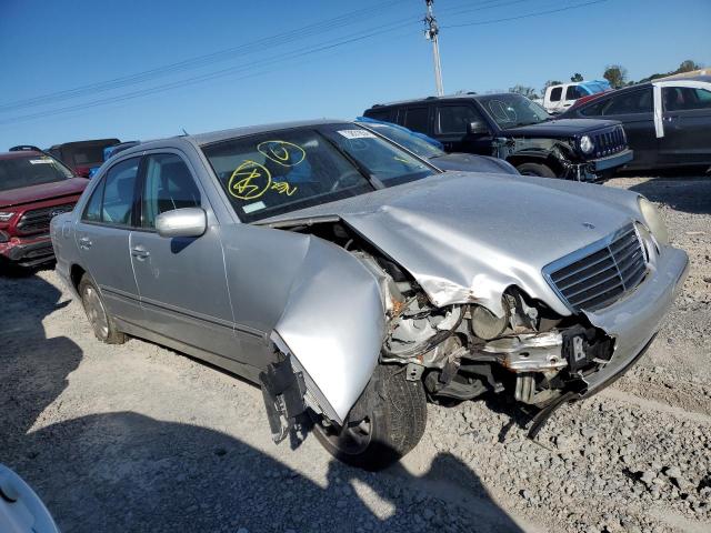 Photo 3 VIN: WDBJF65J11B294200 - MERCEDES-BENZ E 320 