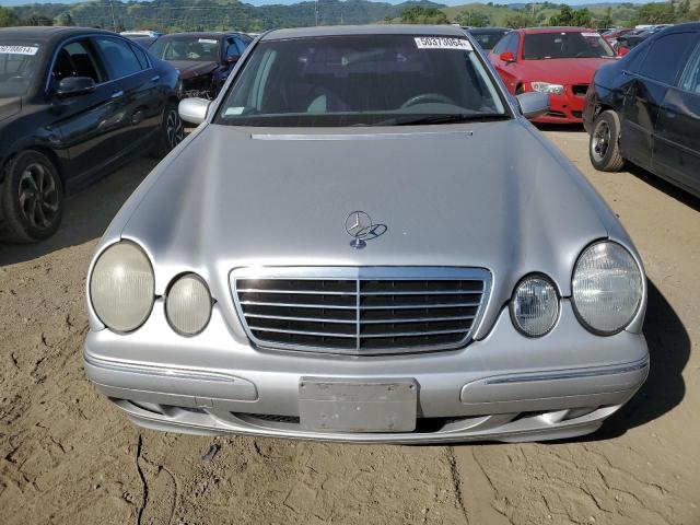 Photo 4 VIN: WDBJF65J11B310265 - MERCEDES-BENZ E-CLASS 