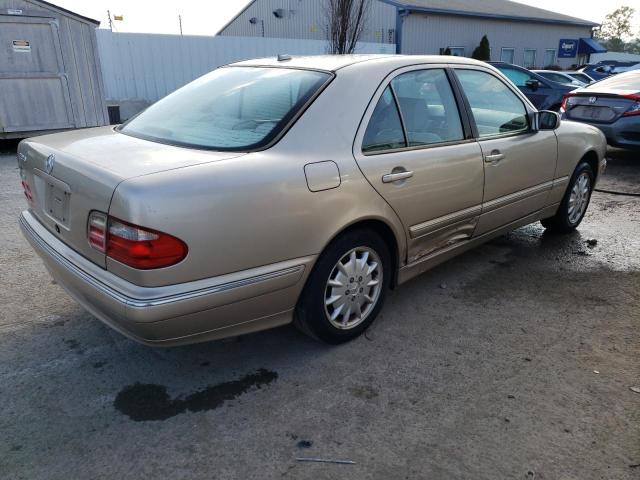 Photo 2 VIN: WDBJF65J1YB094394 - MERCEDES-BENZ E 320 