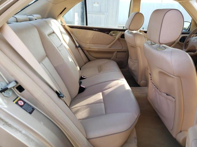 Photo 9 VIN: WDBJF65J1YB094394 - MERCEDES-BENZ E 320 