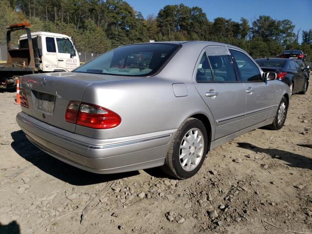 Photo 2 VIN: WDBJF65J21B180478 - MERCEDES-BENZ E 320 