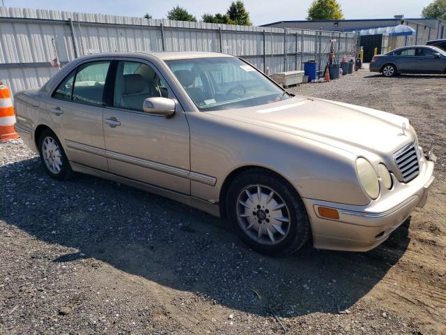 Photo 3 VIN: WDBJF65J2YB165568 - MERCEDES-BENZ E 320 